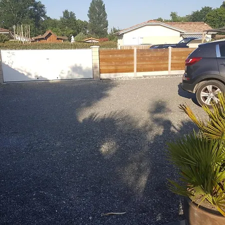 Holiday home Maison De *
